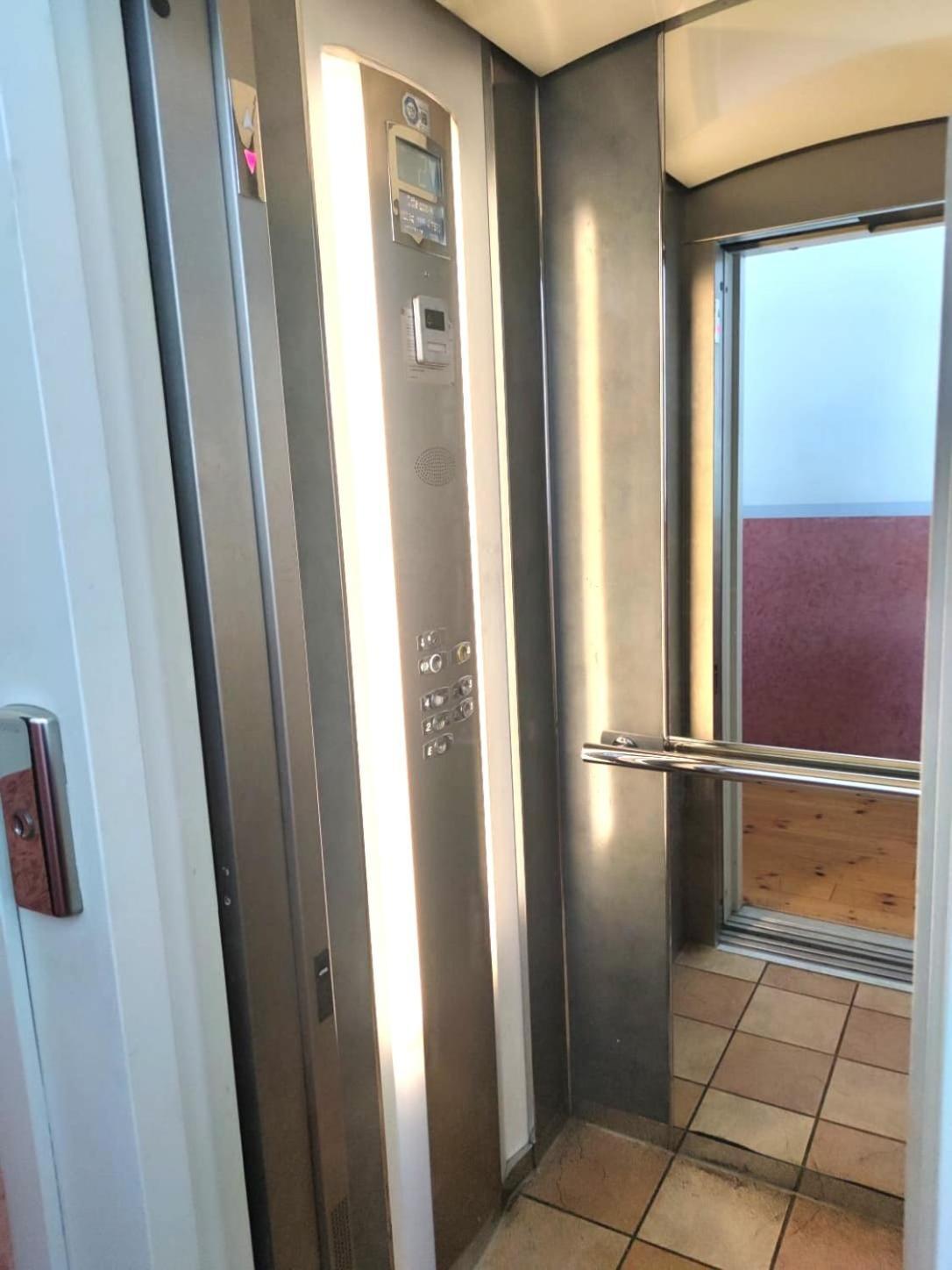 Modernes Apartment Im Herzen Leipzigs Eksteriør billede